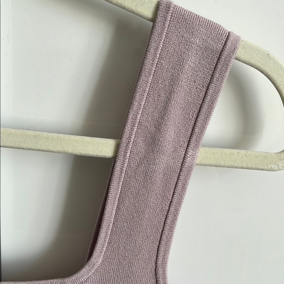 H&M NWOT Lavender Cropped Knit Tank Top, Size M - Picture 3 of 5